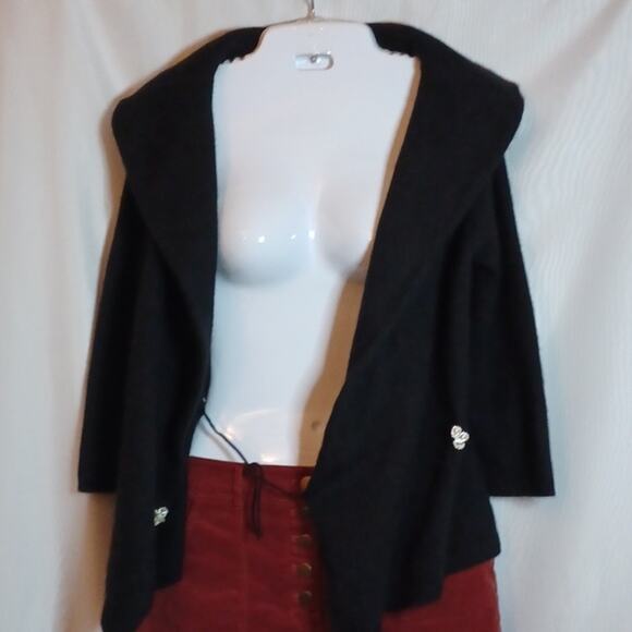 ANN TAYLOR Women's Black Rabbit Hair & Wool Blend Sweater Blouse Size M. - Picture 3 of 13